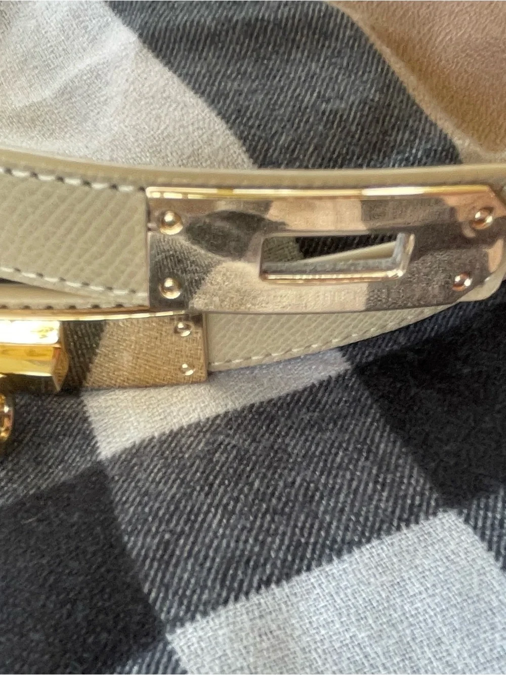 Adjustable Sliding Lock Skinny Beige Leather Belt